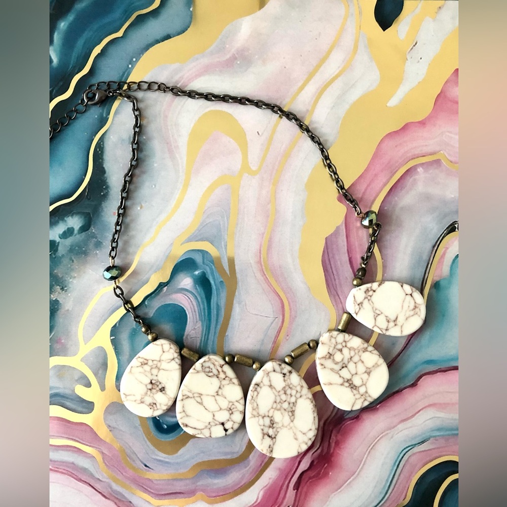 051 Stone Necklace ⭐️